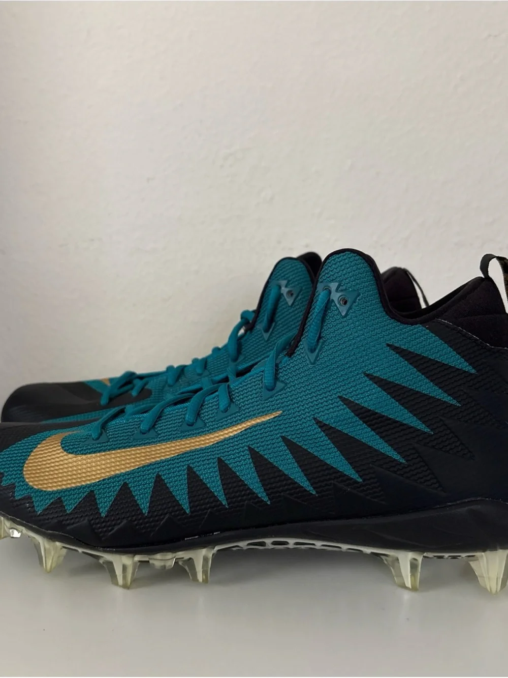 Nike NFL Jacksonville Jaguars Men’s Teal Gold Football Athletic Cleats size 13